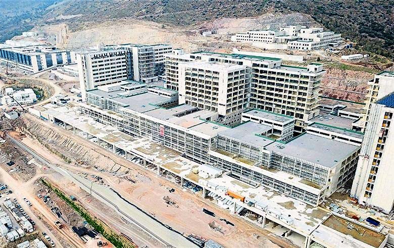 İzmir'deki Bayraklı Şehir Hastanesi'nin açılışı 10 yılda 7'nci kez ertelendi
