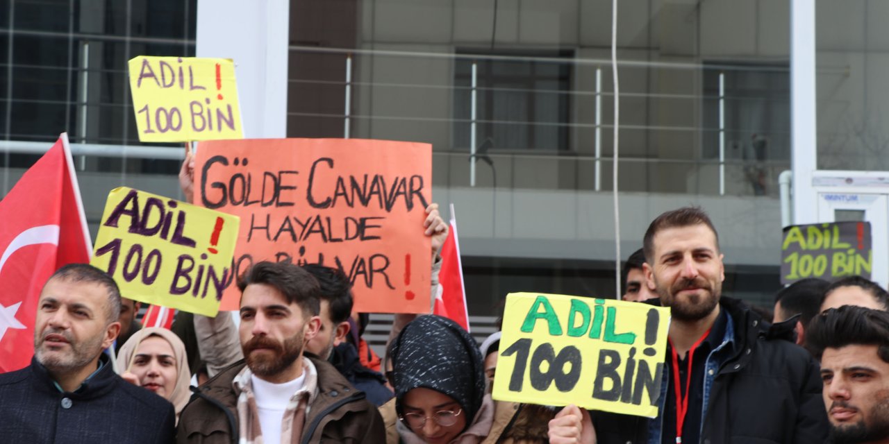 Van'da eylem yaptılar: 13 ilden öğretmen adaylarından '100 bin atama' talebi