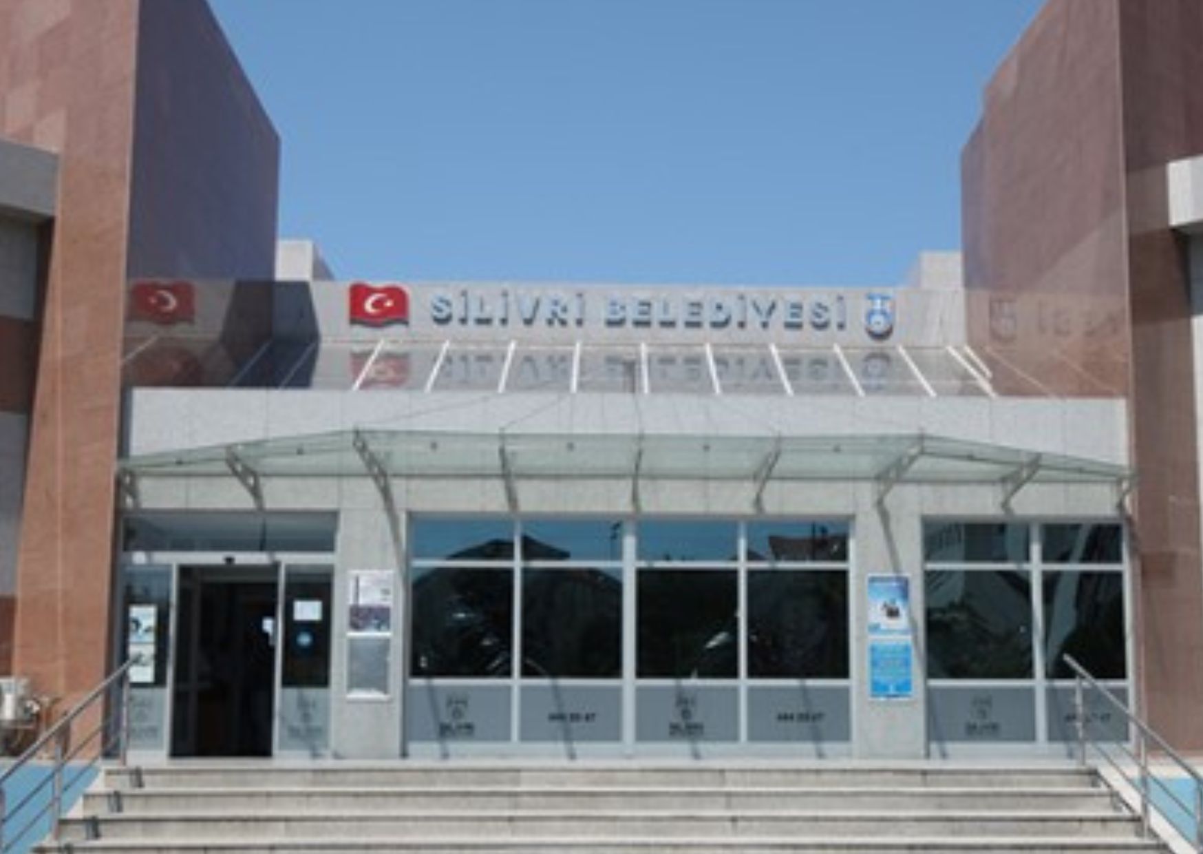 MHP'li Silivri Belediyesi, farklı mahallelerdeki 12 arsayı satışa çıkardı