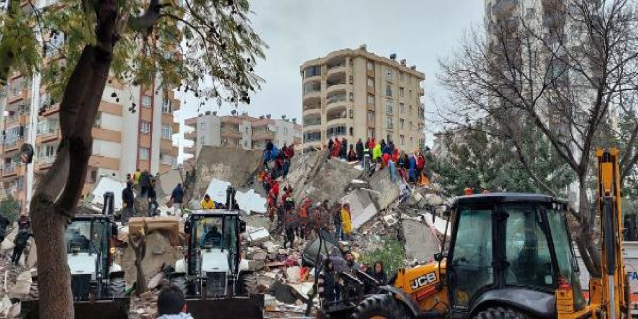 Bakan Murat Kurum açıkladı: Deprem bölgesinde yıkılan bina sayısı belli oldu