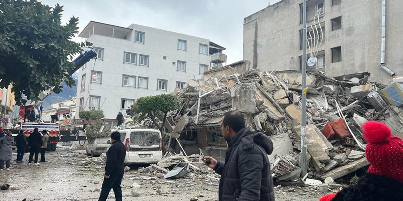 Milli Savunma Bakanı Hulusi Akar: Depremde 3 şehidimiz var