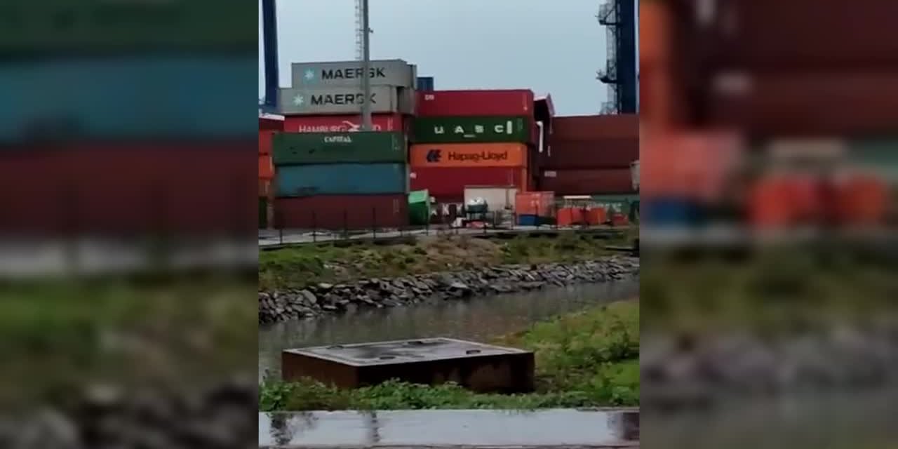 7.7 büyüklüğündeki deprem vurdu: İskenderun Limanı rıhtımında çökmeler oldu