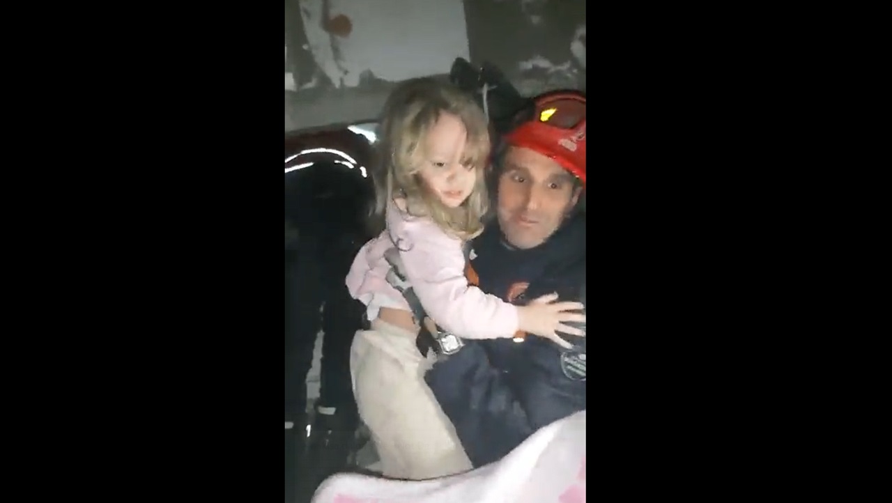 İmamoğlu paylaştı: Küçük Umay depremden saatler sonra enkazdan sağ çıktı