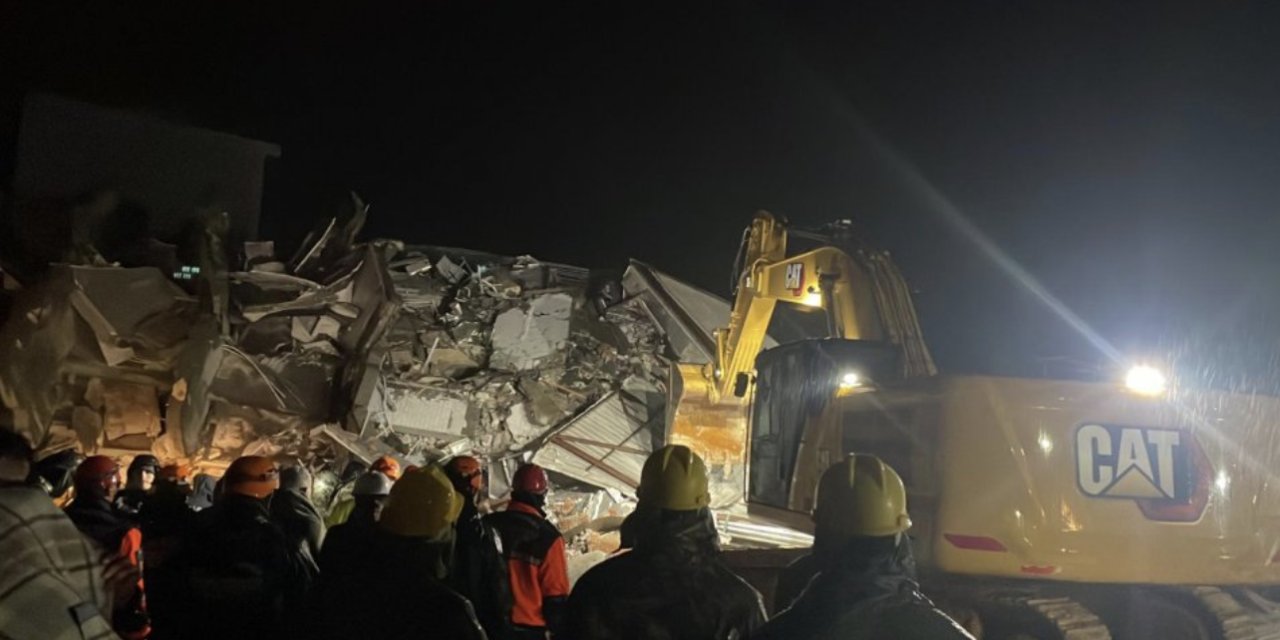 Adıyaman'daki otelde 18 rehber yaşamını yitirdi, 10 kişiden haber alınamıyor