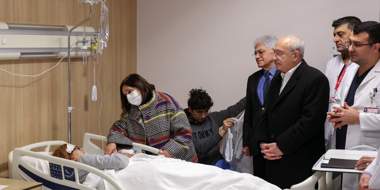 Kılıçdaroğlu tedavi gören depremzedeleri ziyaret etti: 'Gerçekten de çok büyük acılar var'