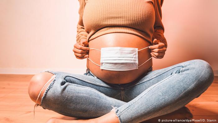 Araştırma: Covid-19 hamilelikte komplikasyon riskini yüzde 50 arttırıyor