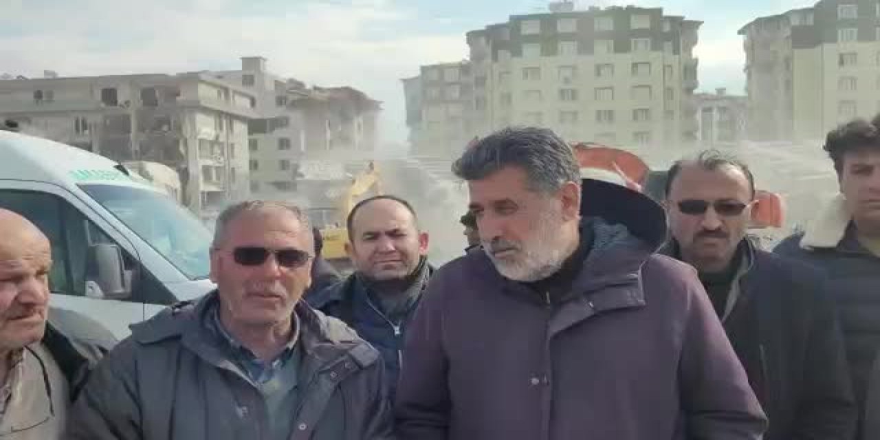 Deprem enkazında kızı kalan il başkanı: 'Türkiye’deki rüşvet olayı kaldırılmadığı sürece böyle acılarla karşılaşacağız'