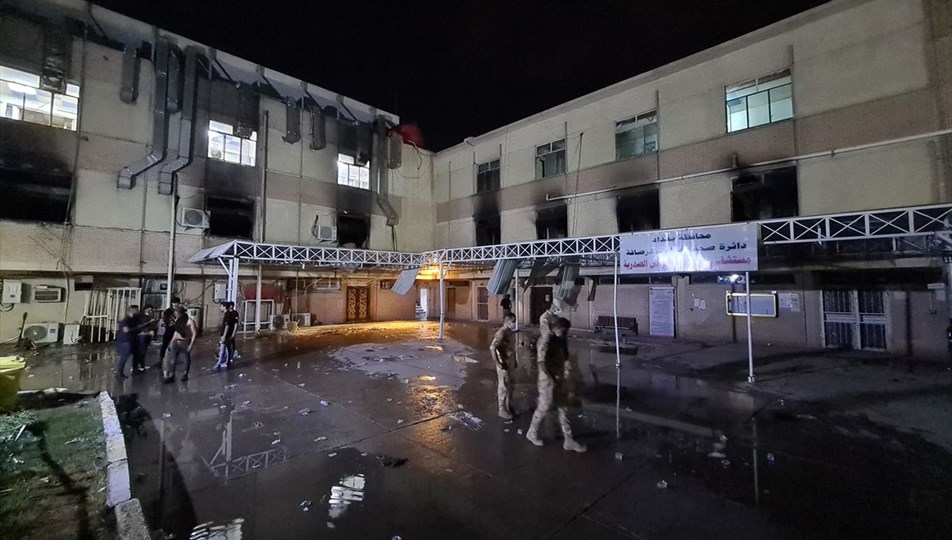 Irak’ta Covid-19 hastanesinde yangın: 82 ölü