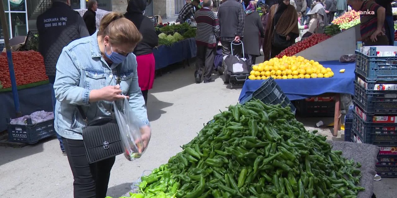 'Halkın Enflasyonu': 2021'de 100 liraya dolan gıda sepeti bu yıl 389 liraya doluyor