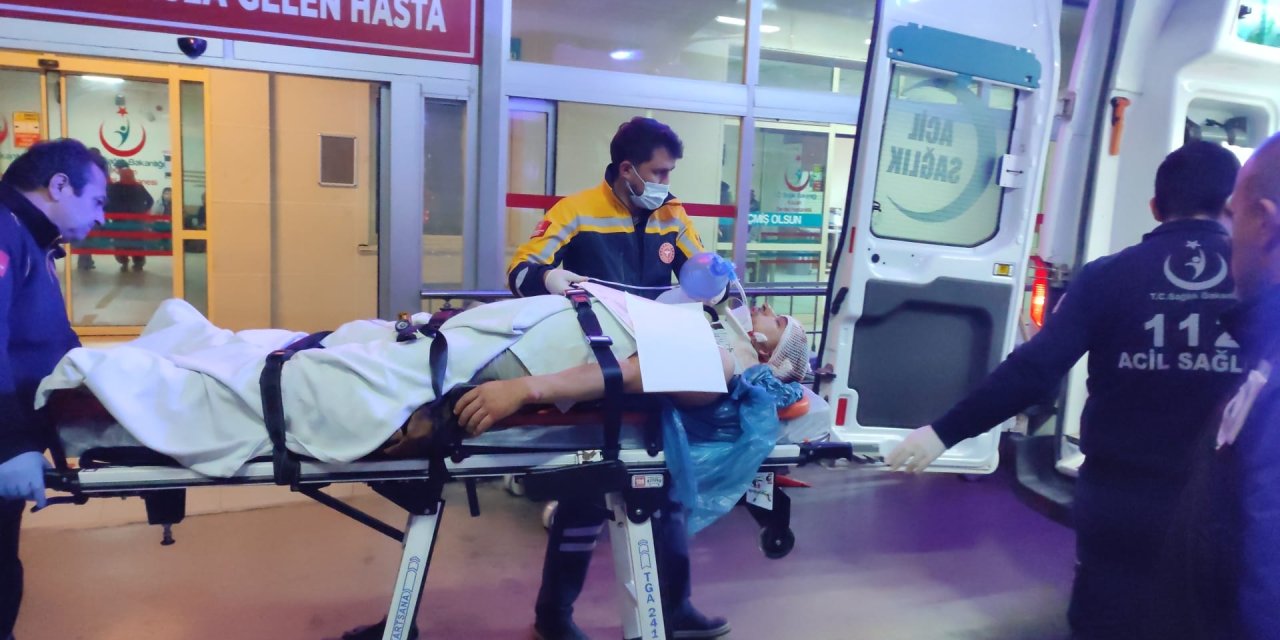 Adana'da 3.7 şiddetindeki depremde bile göçük oldu: 1 ağır yaralı