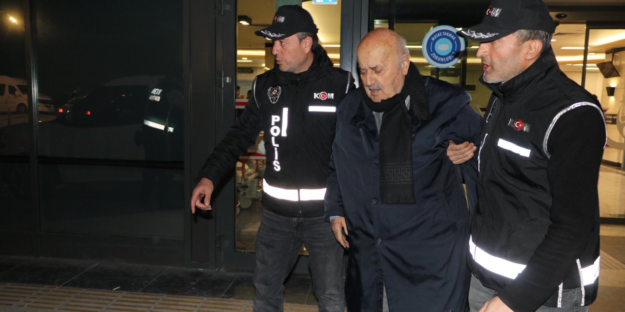 105 kişiye mezar olan Rende Sitesi'nin sahibi Arif Sami Rende yakalanıp, tutuklandı