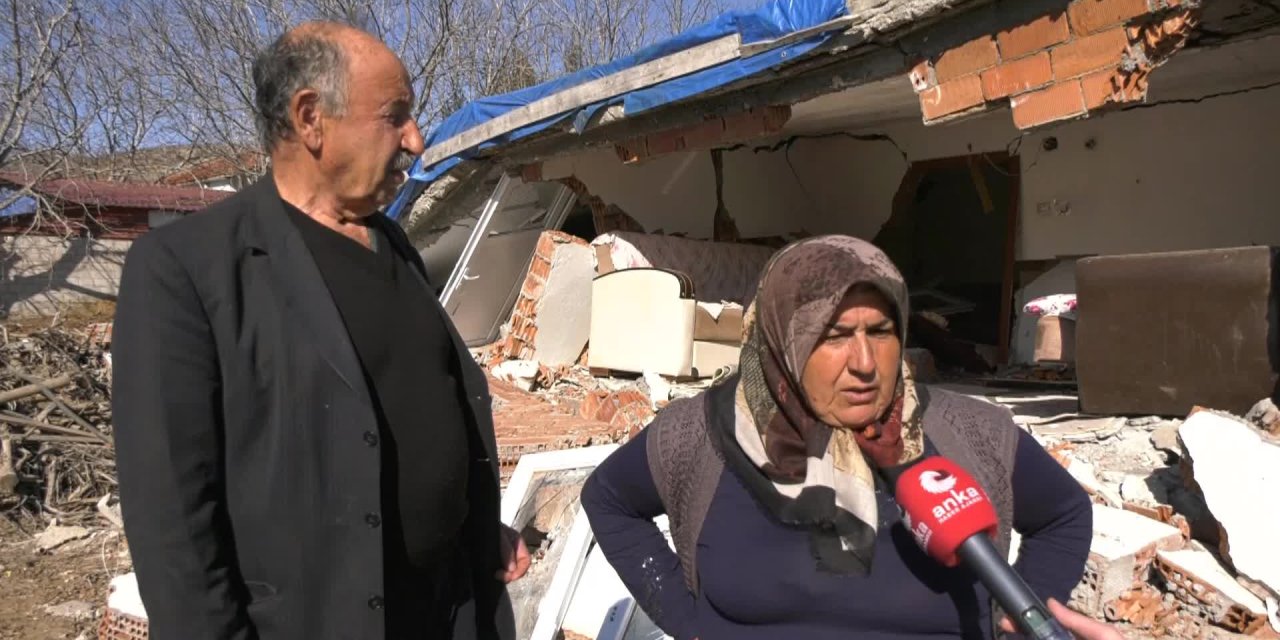 Sinan Cemgil ve arkadaşlarının anılarının olduğu İnekli köyü, depremden zarar gördü