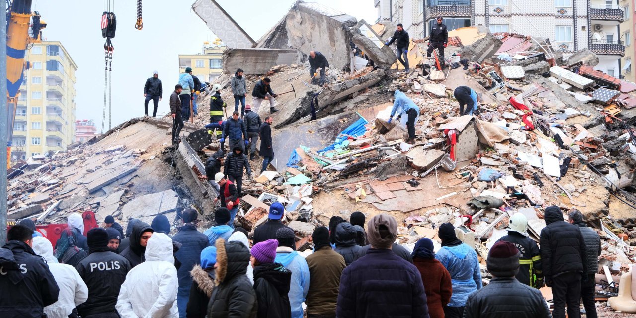 Barış Terkoğlu: Deprem sonrası ‘Müdahale etmeyin, bekleyin’ denilince ordu komutanı hüngür hüngür ağladı