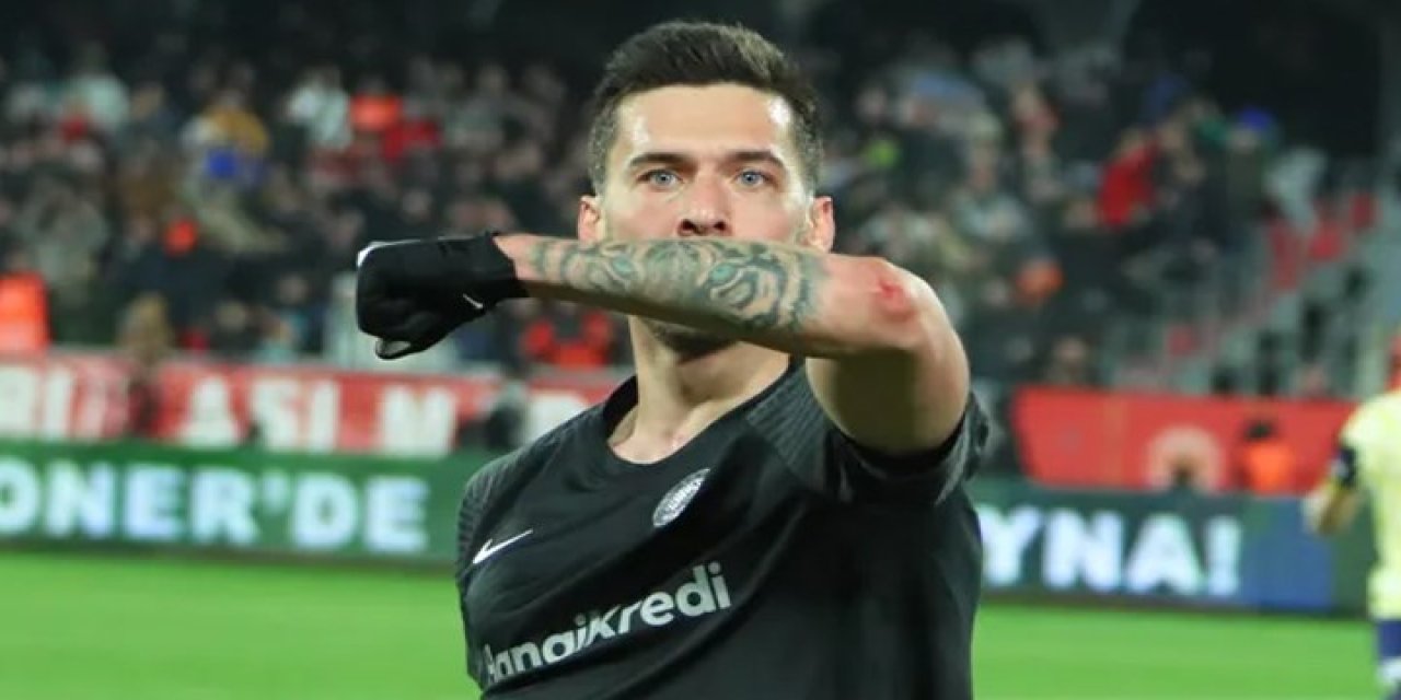 Umut Nayir, Fenerbahçe taraftarına verilen yasağa tepkisiz kalmadı: İcraatte farklı davranıyorsunuz