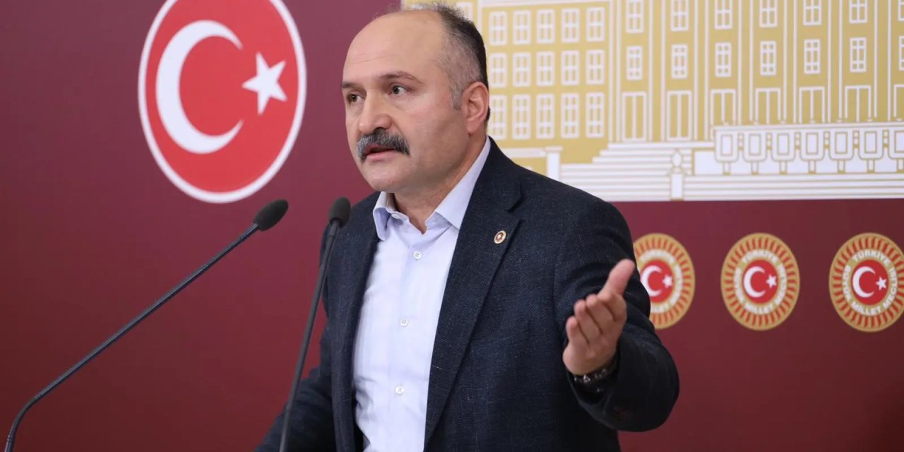 İYİ Parti Grup Başkanvekili Erhan Usta: 'Masadan kalkınca 25-30 bin civarı istifa gerçekleşti'