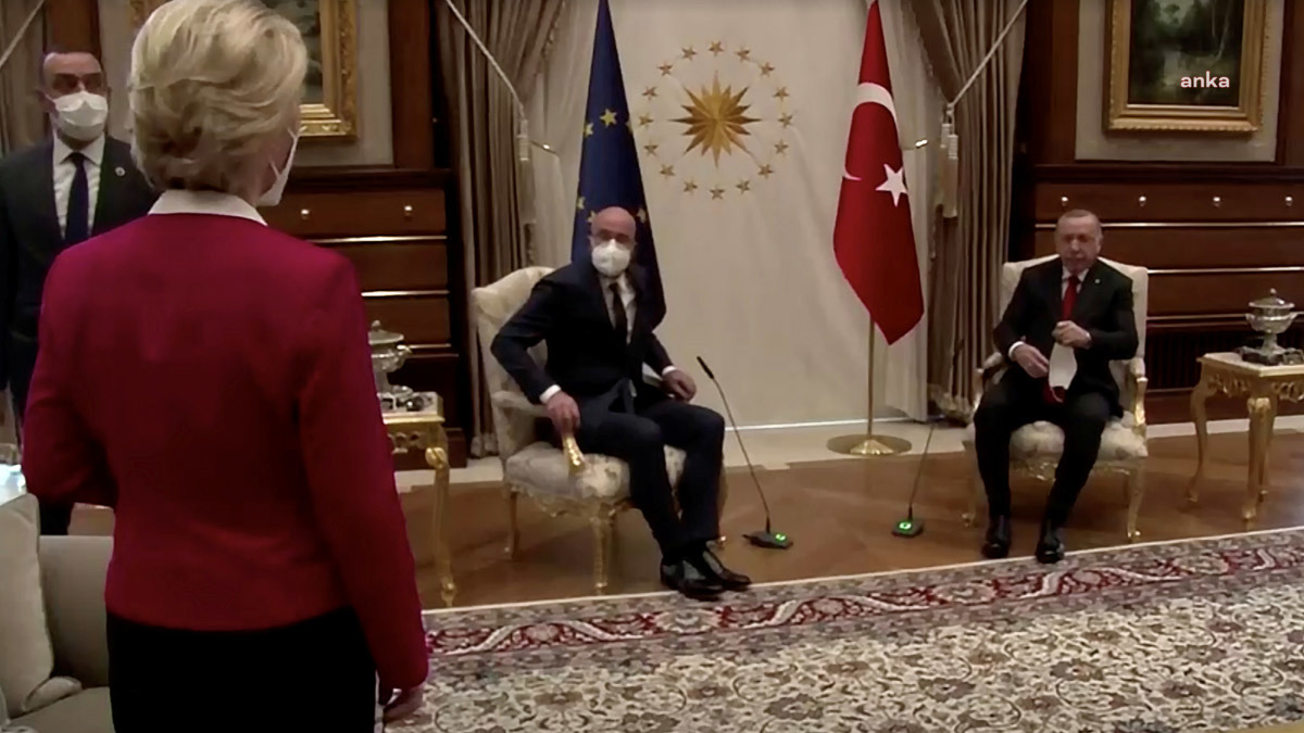Dışişleri'nden Von der Leyen'e yanıt: "Protokol düzenlemesinde makam sahibinin cinsiyetine göre uygulama yapılmaz"