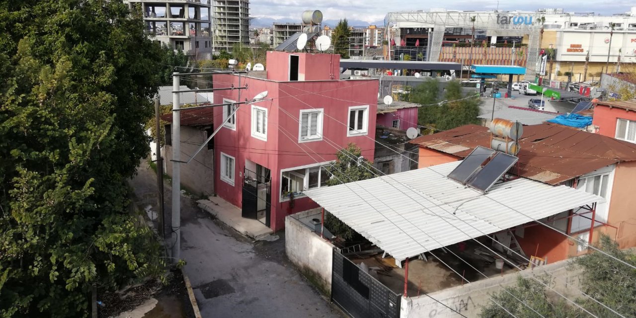 MİT kontrolünde kazısı yapılan 'Gizemli ev' satışa çıkarıldı