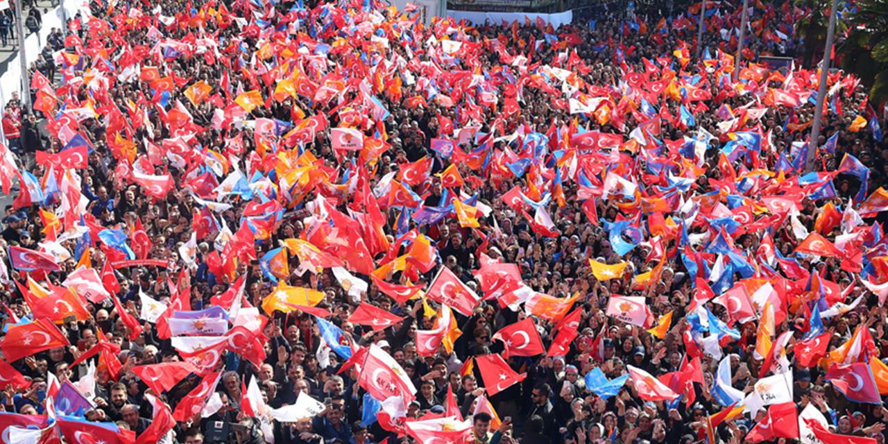 AKP'de seçim toplantıları: Vekil listesinin yarısı değişebilir
