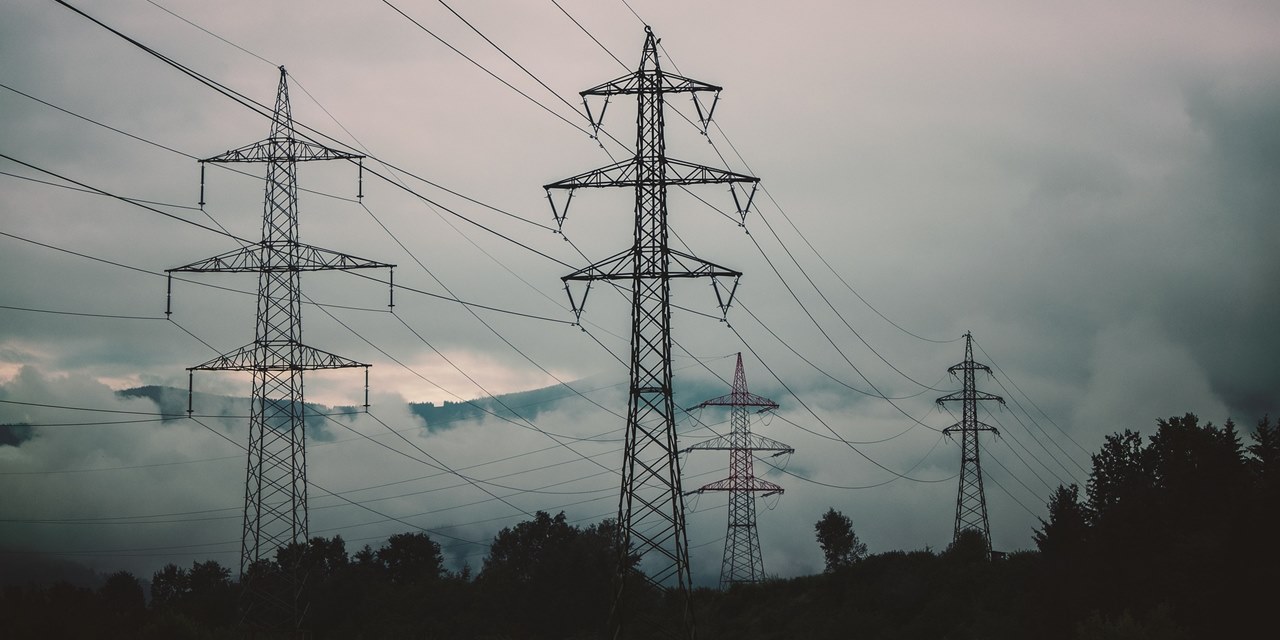 Elektrik dağıtım şirketleri geçen yıl 16,5 milyar lira kâr elde etti