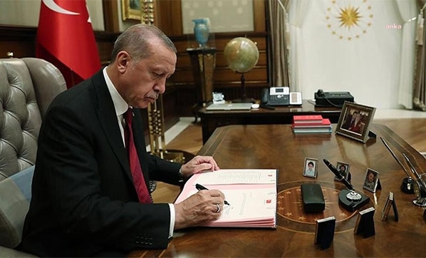 Erdoğan imzaladı, seçim kararı alındı... Herkesin konuştuğu Anayasa'nın 116. maddesi ne diyor?  Erdoğan'ın adaylığı mümkün mü?