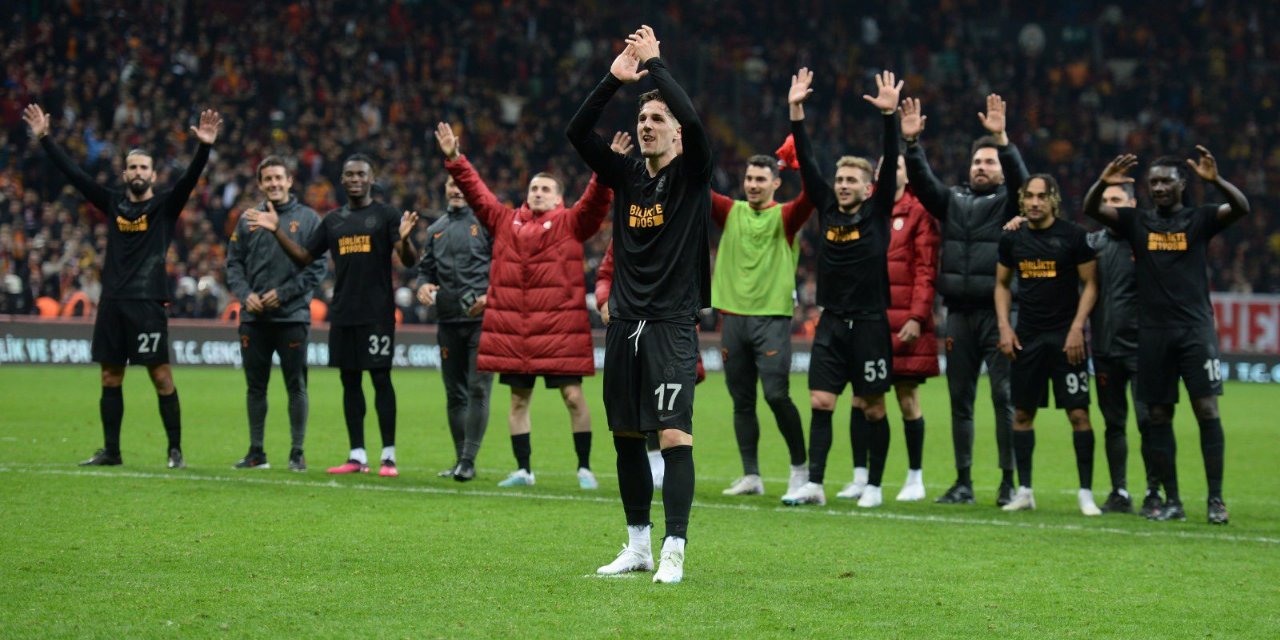 Galatasaray lig tarihinin en uzun galibiyet serisine sahip oldu