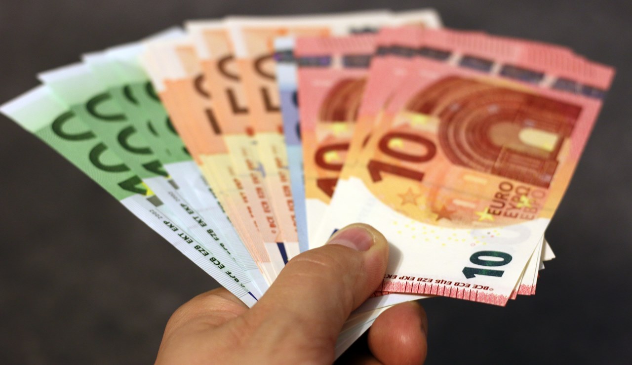 Seçimden sonra dolar, euro kurları ne olur? Faiz oranları nasıl seyreder? Senaryolar neler?