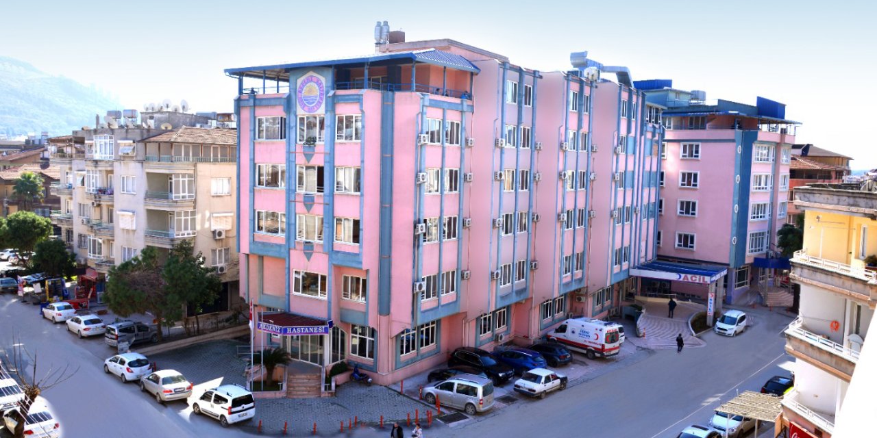 Özel hastanede 5 bebeğin de öldüğü iddia edildi: Bir odada battaniyeye sarılı bulunmuşlar