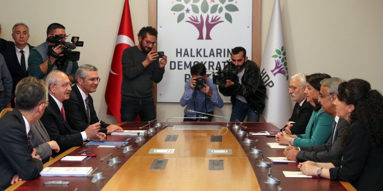 Kılıçdaroğlu'ndan HDP'ye ziyaret: Eş başkanlarla görüştü