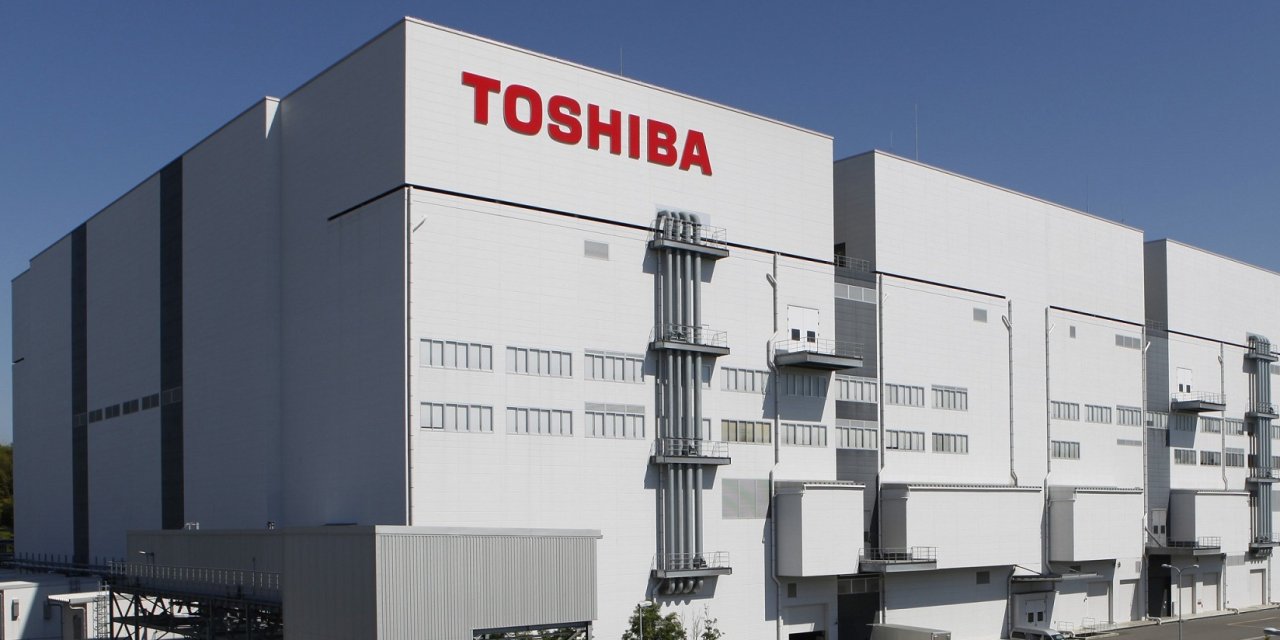 Toshiba, 15,3 milyar dolarlık satın alma teklifini kabul etti