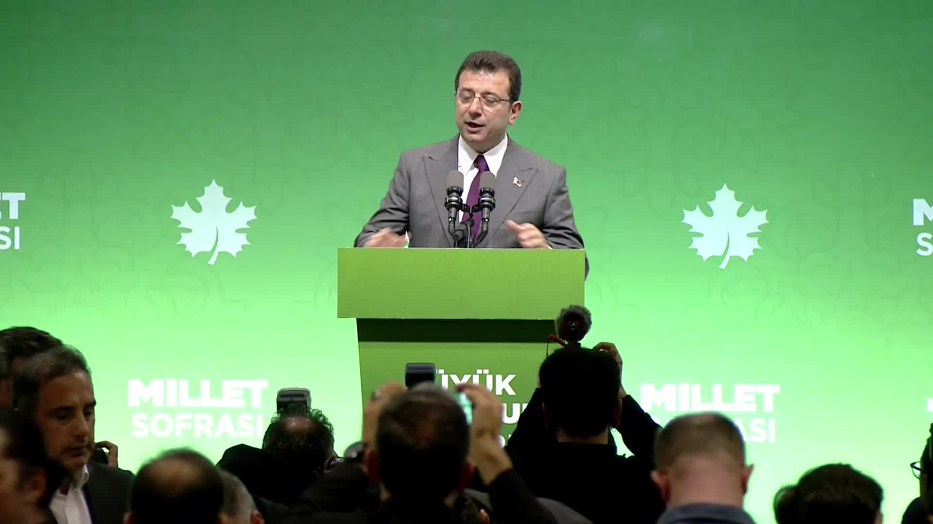 Ekrem İmamoğlu: 'Bir avuç insanın değil, milletin aklıyla...'