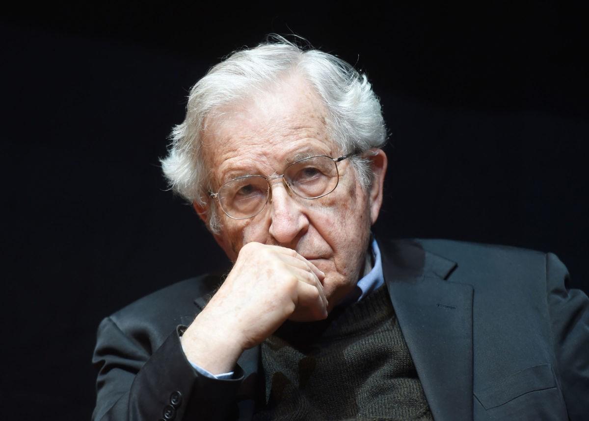 Chomsky: "Türkiye, basın özgürlükleri konusunda çok ciddi bir tehlike altında"