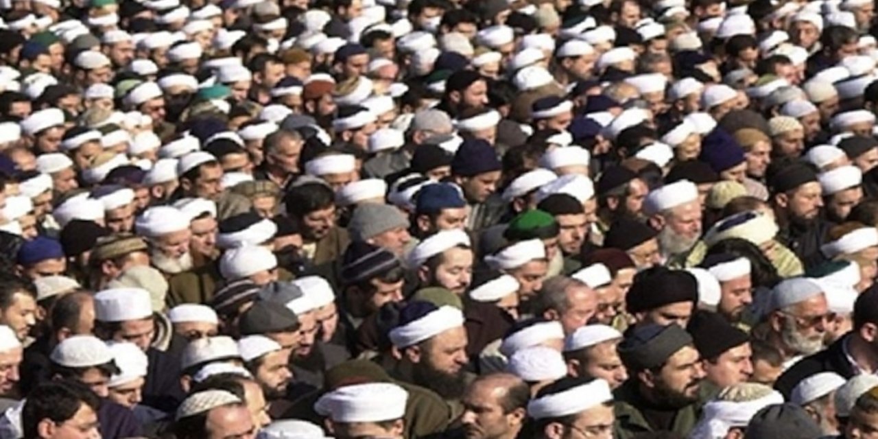 Hangi tarikat kimi destekleyecek…Nurcular, Nakşibendi Dergâhı, Süleymancılar, İsmailağa cemaati, Erenköy Cemaati, İskenderpaşa..