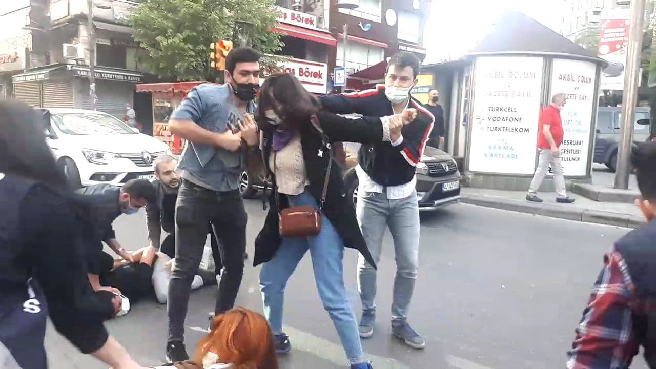 Delipalta: "Test sonucum pozitif çıkmasına rağmen dört kadın, aynı nezarethanede tutulduk"