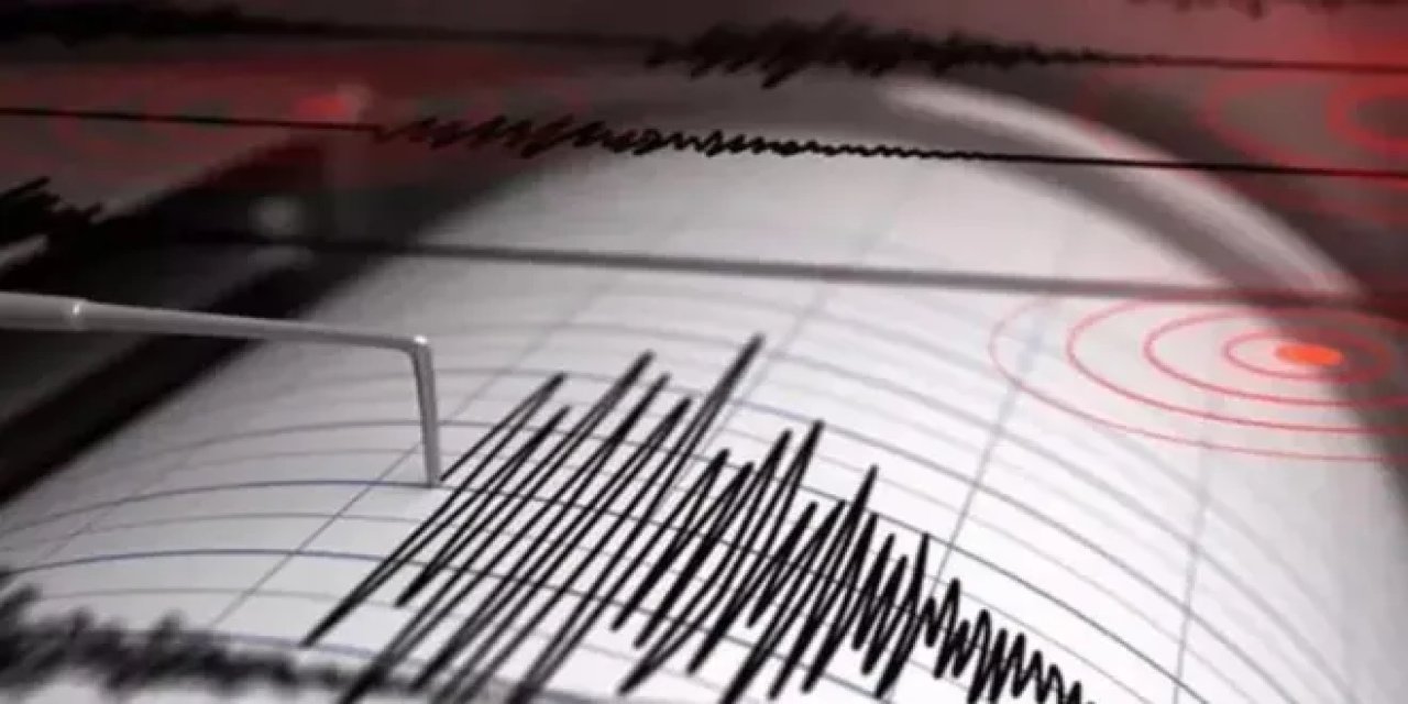 İzmir'de 3.7 ve 4.5 büyüklüğünde iki deprem oldu