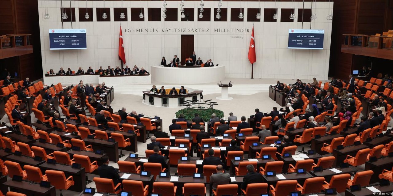 EŞİK hesapladı: Yeni Meclis’te 33 ilden kadın vekil olmayacak