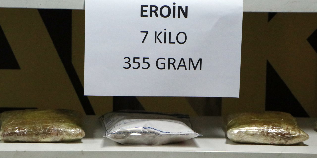 7 kilo eroinle yakalandı, ‘Uyuşturucu olduğunu bilmiyordum’ dedi