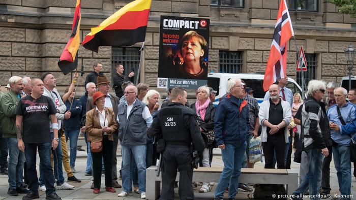 Alman istihbaratı: Aşırı sağcı Pegida hareketi anayasaya aykırı oluşum