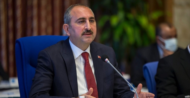 Adalet Bakanı Gül'den Enis Berberoğlu açıklaması: "Anayasa Mahkemesi'nin kararları bağlayıcıdır"