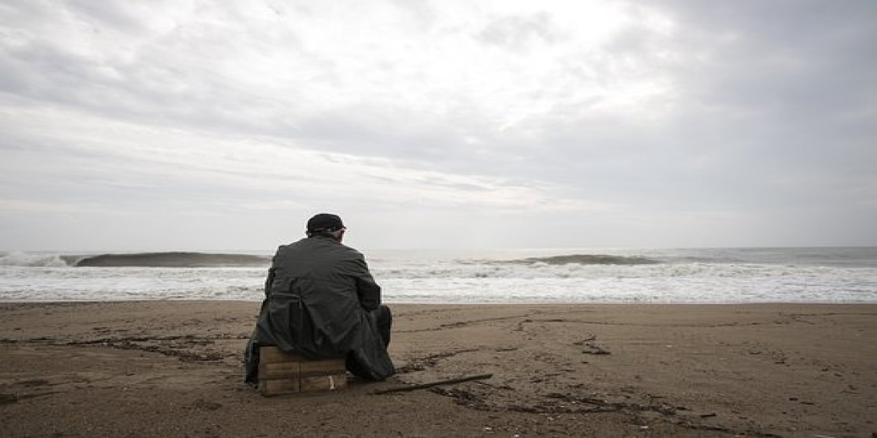 Yalnızlık ve açlığın etkileri aynı: Enerji düşüyor, yorgunluk hissediyor