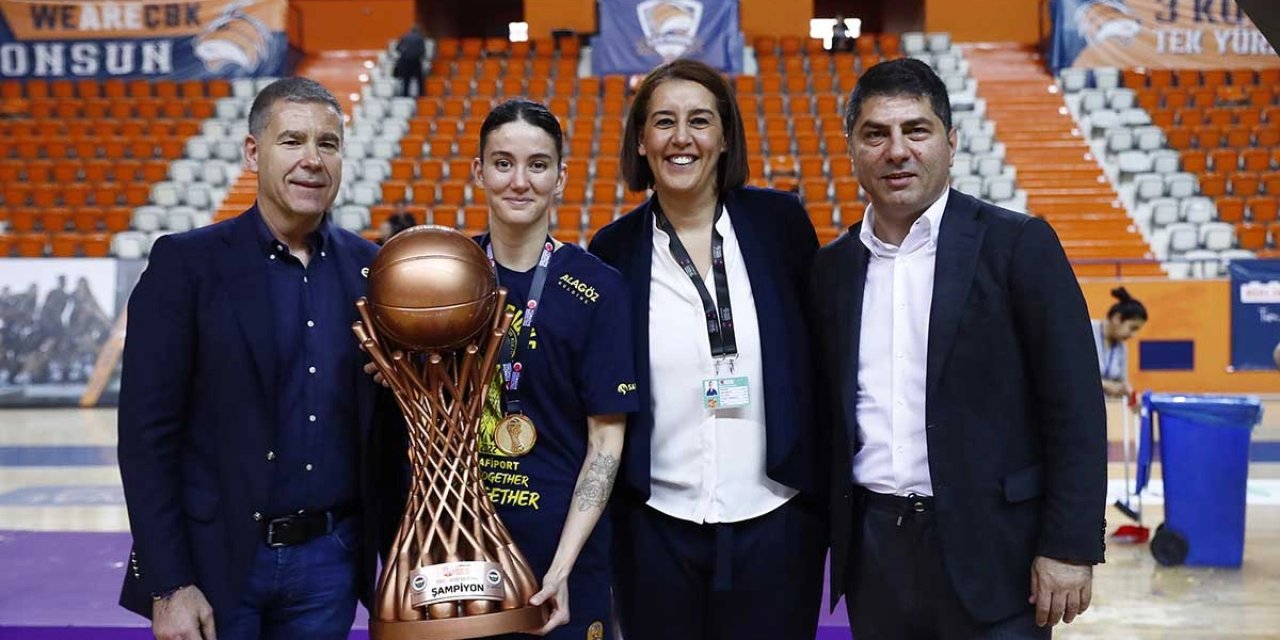 Fenerbahçe Kadın Basketbol Takımı'nda hedef çifte şampiyonluk