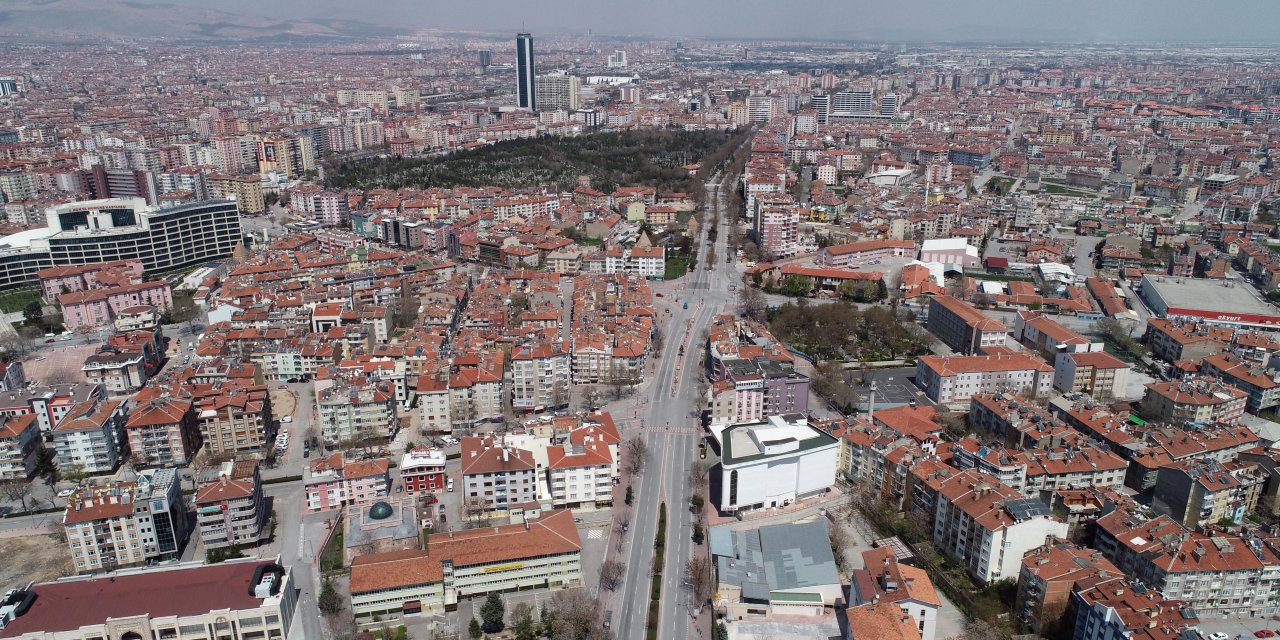 'Konya'da 2000 öncesi yapılan binalar tek tek inceleniyor:  Zümrüt Apartmanı'na benzer  kaç yapı var?