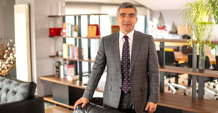 Çin'den bedavaya getirilen Sinovac aşılarını devlete 12 milyon dolara satan Cantürk Alagöz AKP'den aday olmuş
