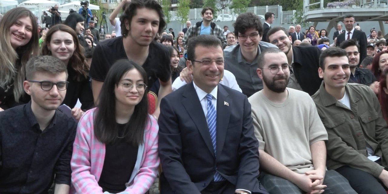 İmamoğlu: Türkiye Cumhuriyeti pasaportunu tek yön gidiş bileti olmaktan kurtaracağız