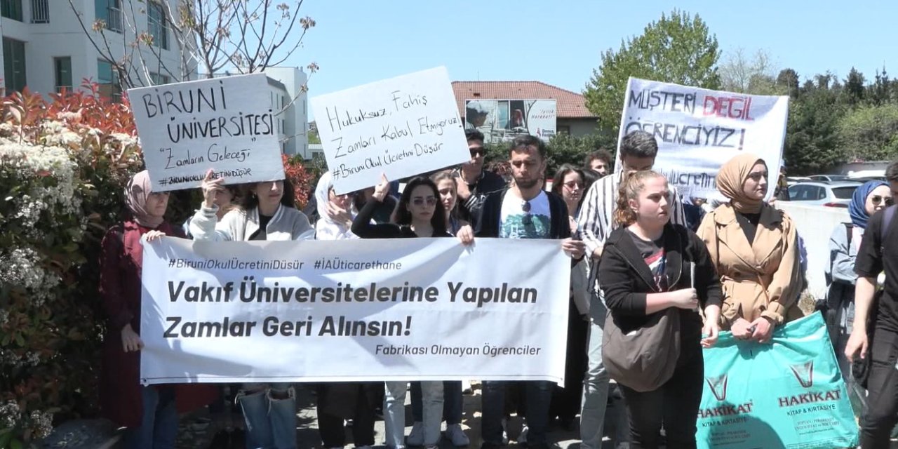 Zeytinburnu'nda üniversite öğrencilerinden yüzde 130 zam eylemi