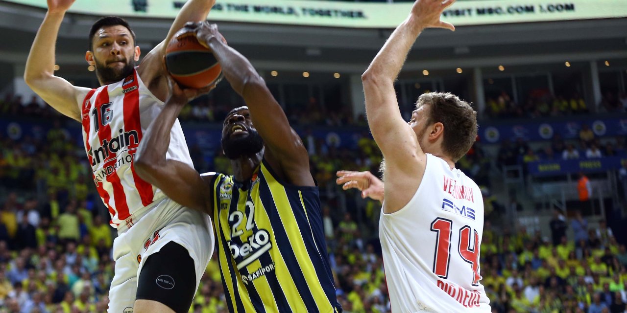 Fenerbahçe'yi eski dost Sloukas yıktı