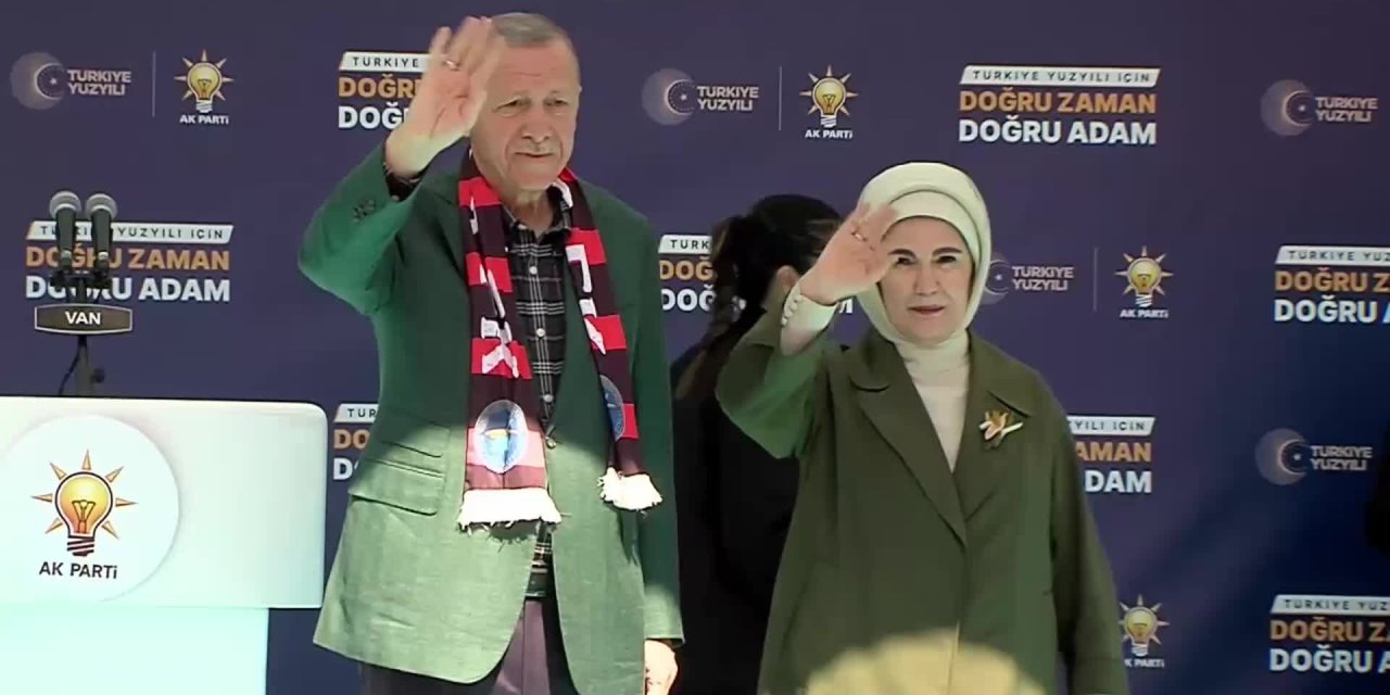 Erdoğan: Türkiye'nin siyasetine ben yön veririm