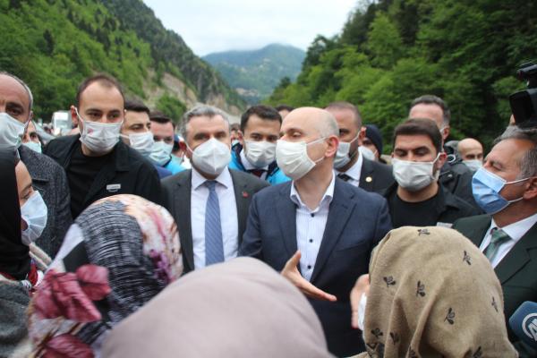 "Taş ocağı istemiyoruz" diyen İkizderelilere Bakan'ın yanıtı: "Başka yerde böyle taş yok"