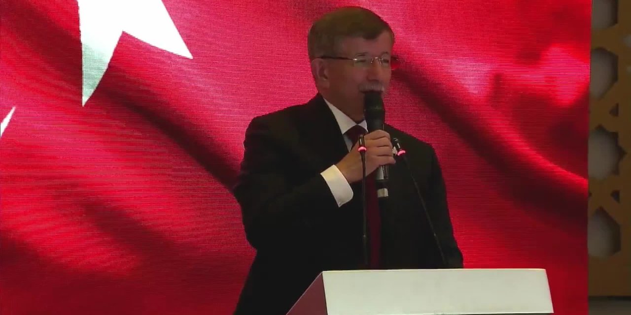 Ahmet Davutoğlu: Bir Türkmen çocuğunun bu ülkedeki hakkı neyse bir Kürt çocuğunun hakkı da o