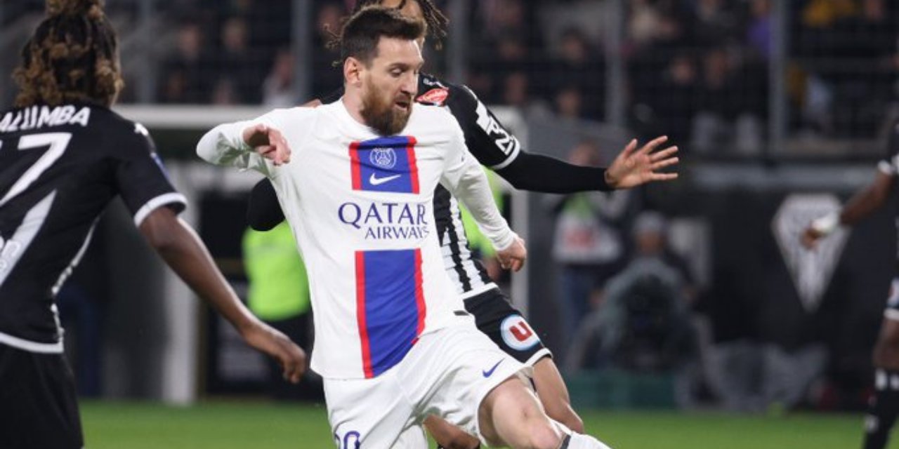 Katarlıların sahini olduğu PSG'de Messi'yi ıslıklama 'konfor'u