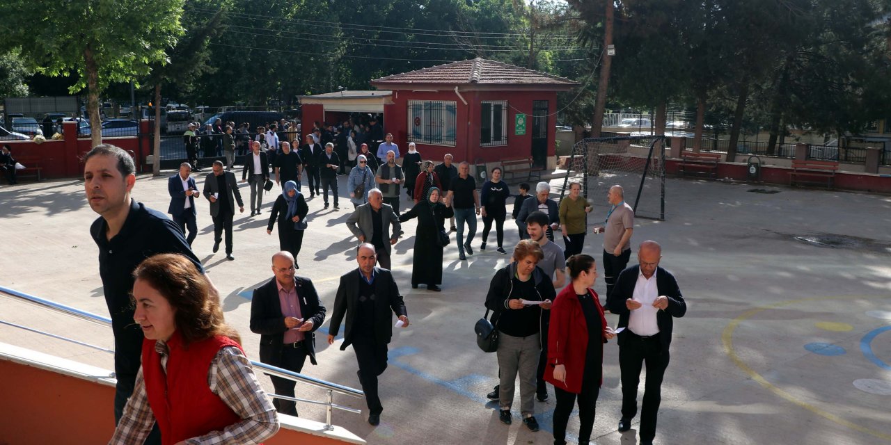 Gaziantep’te ilk oylar sandıkta